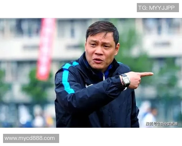 中国足球新帅上任 揭秘他如何带领国家队重回巅峰